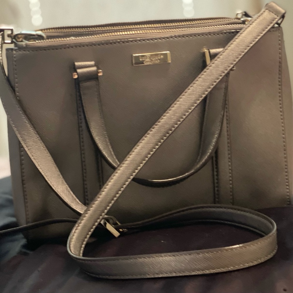 Gorgeous Kate Spade Silver Crossbody Handbag